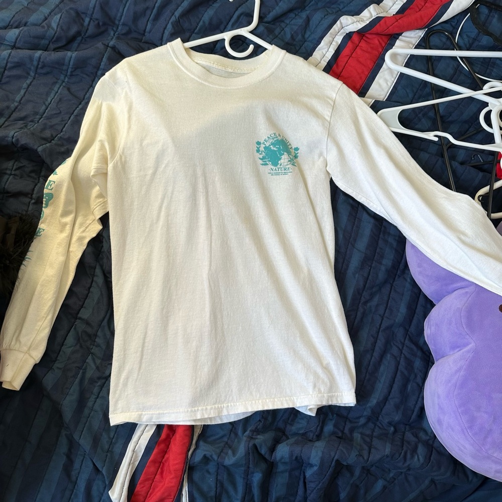 Long sleeve tee